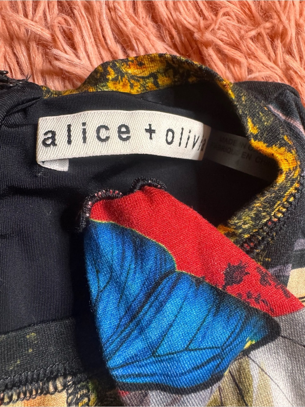 NWOT Alice + Olivia Delora A-Line Mini Dress In Color Eco Fusion. Size 4 - Picture 15 of 16